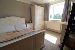 Bedroom- click for photo gallery